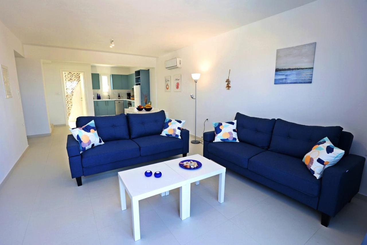 Xenos Villa 6 With A Private Pool Near The Sea Tigaki 外观 照片